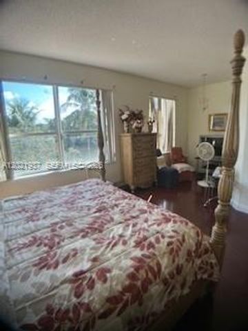 5003 SW 163rd Ave, Miramar, FL 33027