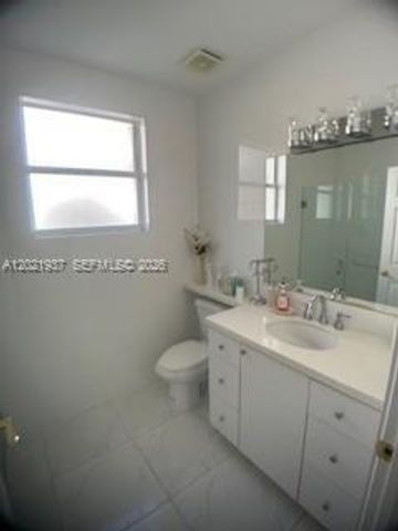 5003 SW 163rd Ave, Miramar, FL 33027