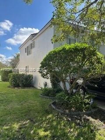 5003 SW 163rd Ave, Miramar, FL 33027