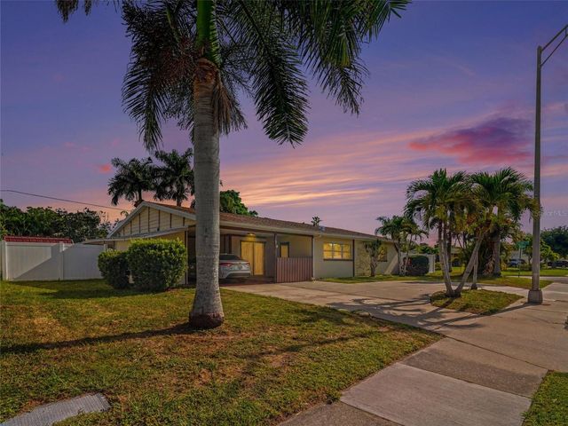 3103 BAYSHORE GARDENS PARKWAY, Bradenton, FL 34207