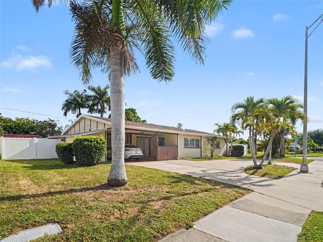 3103 BAYSHORE GARDENS PARKWAY, Bradenton, FL 34207