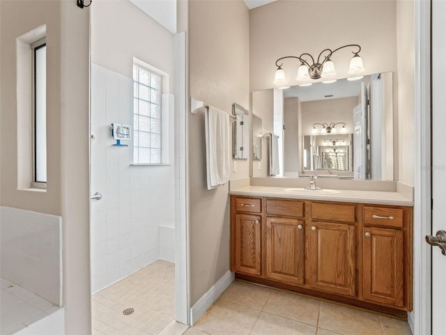 5236 ISLAND TERRACE COURT, Lady Lake, FL 32159