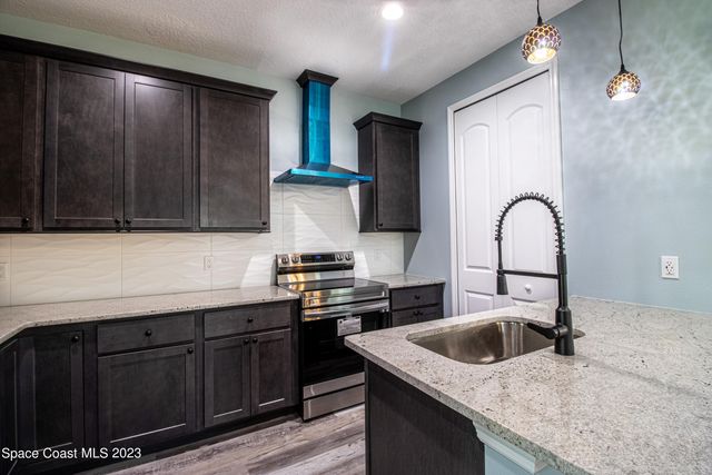 2106 Madden Avenue SW, Palm Bay, FL 32908