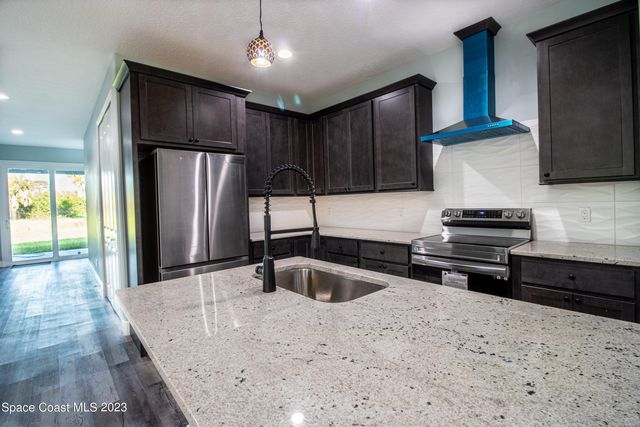 2106 Madden Avenue SW, Palm Bay, FL 32908