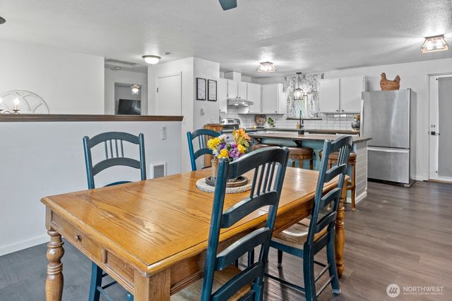 60 NE Lorrain Court, Belfair, WA 98528