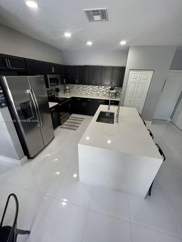 11719 SW 241 St 0, Homestead, FL 33032