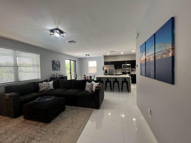 11719 SW 241 St 0, Homestead, FL 33032