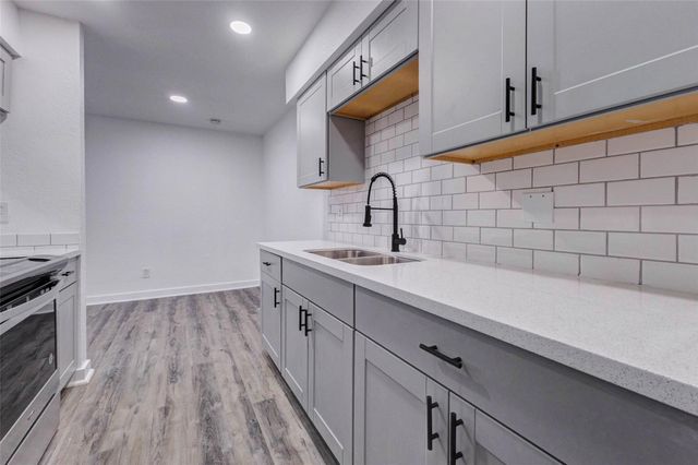 8034 Antoine Drive 231, Houston, TX 77088