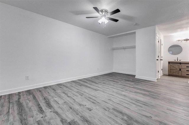 8034 Antoine Drive 231, Houston, TX 77088