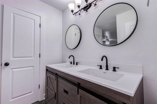 8034 Antoine Drive 231, Houston, TX 77088
