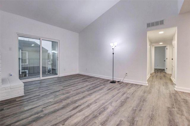 8034 Antoine Drive 231, Houston, TX 77088