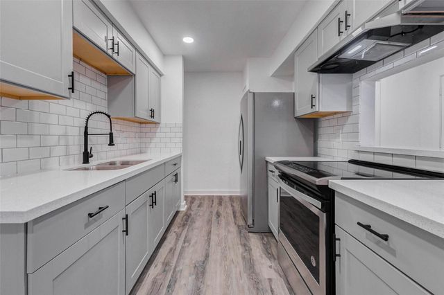 8034 Antoine Drive 231, Houston, TX 77088