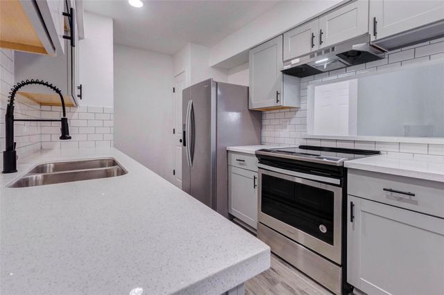 8034 Antoine Drive 231, Houston, TX 77088