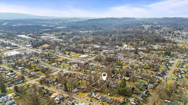 1023 Carolina Avenue, Bristol, TN 37620