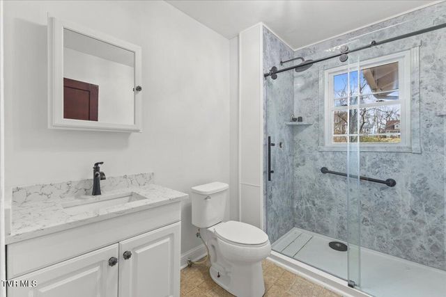 1023 Carolina Avenue, Bristol, TN 37620