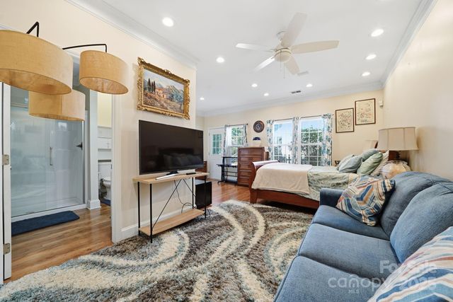 110 Nahcotta Drive, Mooresville, NC 28115