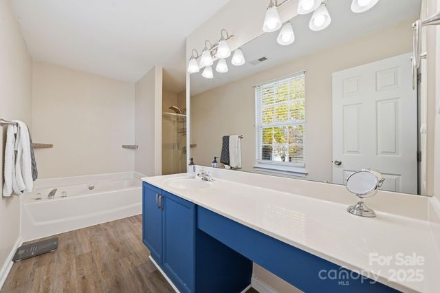 110 Nahcotta Drive, Mooresville, NC 28115