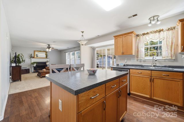 110 Nahcotta Drive, Mooresville, NC 28115