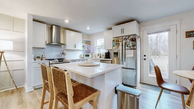 2320 31W Highway S, White House, TN 37188