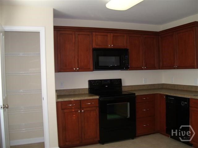 110 Summer Hill Court, Richmond Hill, GA 31324