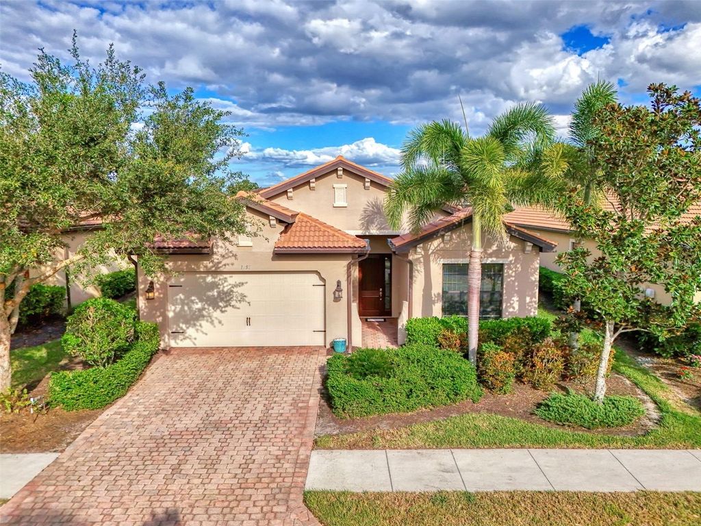 1050 BLUFFWOOD DRIVE, Nokomis, FL 34275