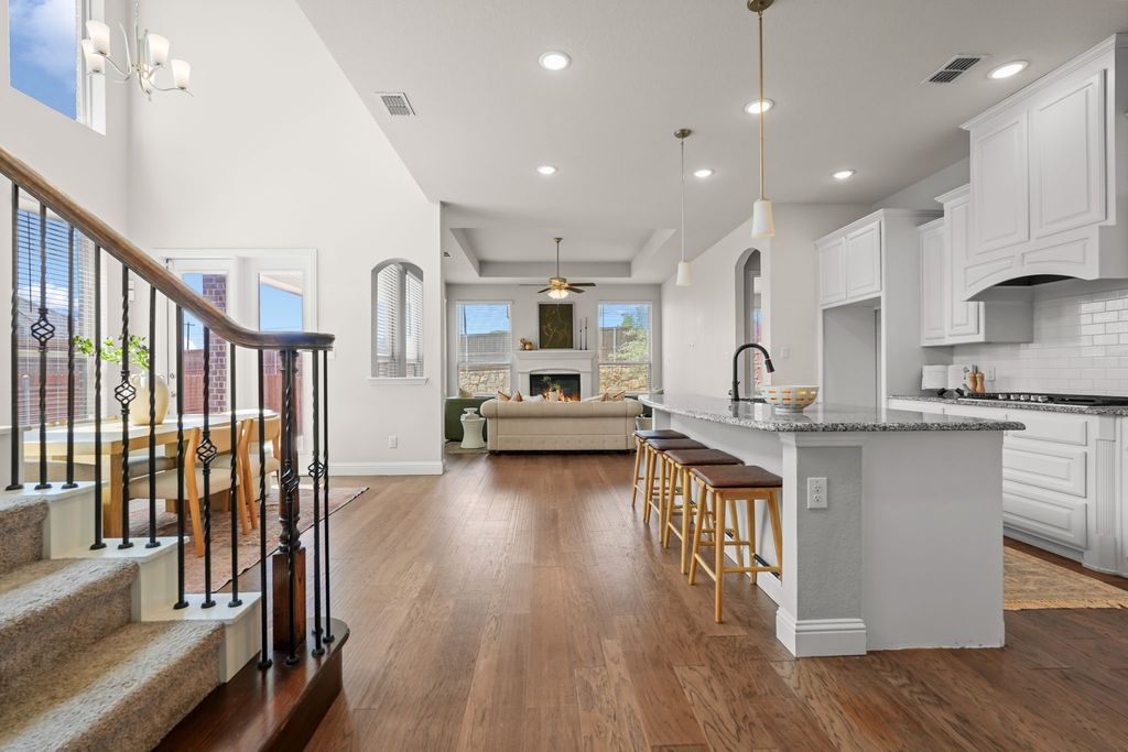 712 Brody Trail, Aledo, TX 76008 — exterior