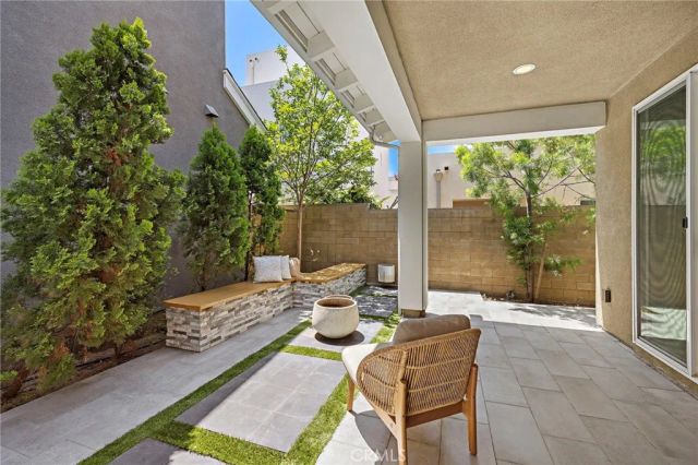128 Mongoose, Irvine, CA 92618
