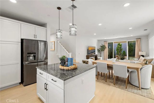 128 Mongoose, Irvine, CA 92618