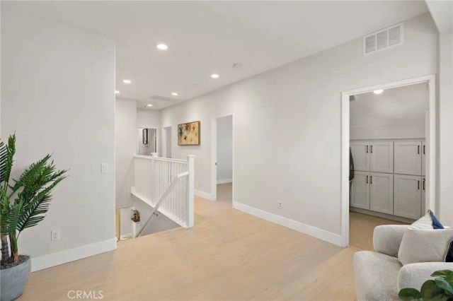 128 Mongoose, Irvine, CA 92618