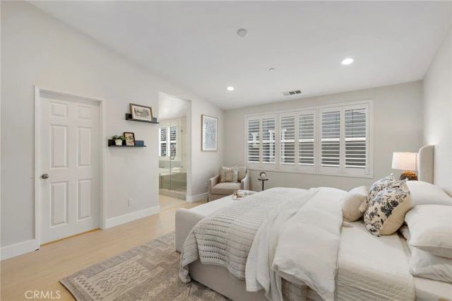128 Mongoose, Irvine, CA 92618