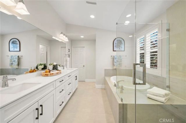 128 Mongoose, Irvine, CA 92618