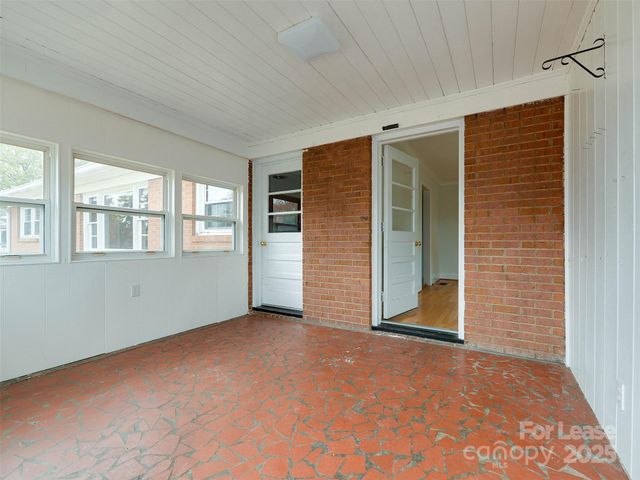 1432 Bevis Drive, Charlotte, NC 28209