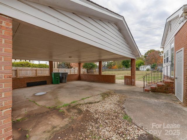 1432 Bevis Drive, Charlotte, NC 28209