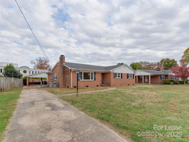 1432 Bevis Drive, Charlotte, NC 28209