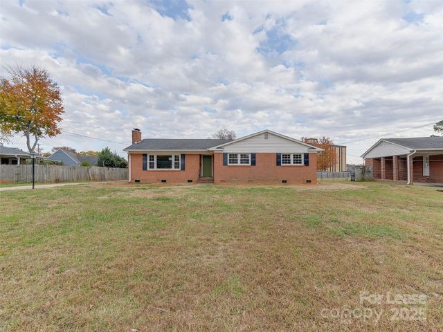 1432 Bevis Drive, Charlotte, NC 28209