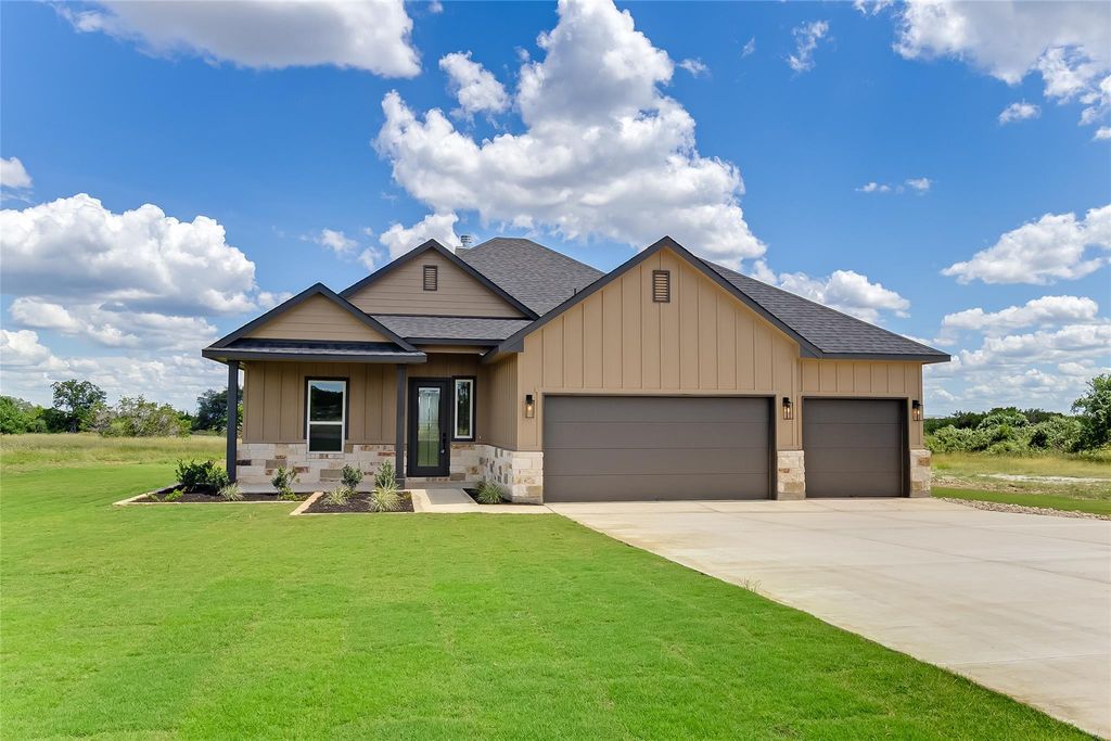 117 Rosebud Ranch RD, Bertram, TX 78605