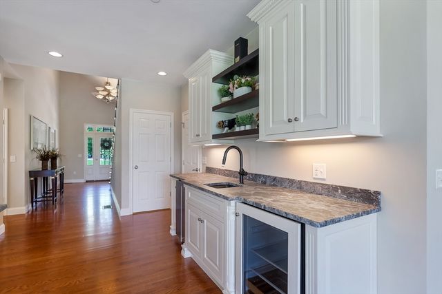 46 Front Nine Drive, Haverhill, MA 01832