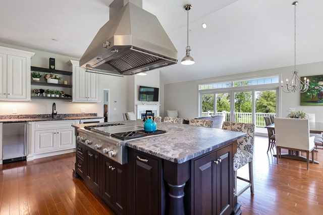 46 Front Nine Drive, Haverhill, MA 01832