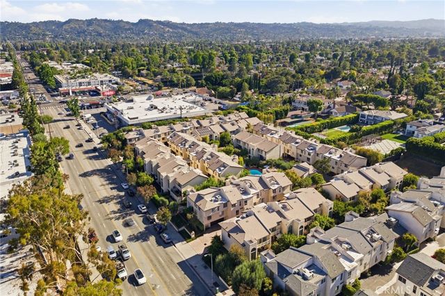 5255 Coldwater Canyon E, Sherman Oaks, CA 91401