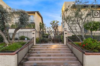 5255 Coldwater Canyon E, Sherman Oaks, CA 91401