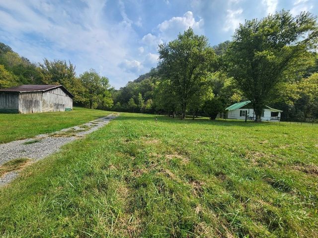 644 Webster Branch Ln, Whitleyville, TN 38588