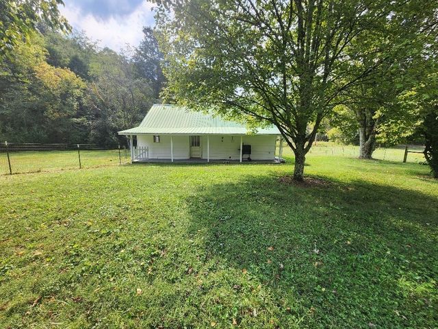 644 Webster Branch Ln, Whitleyville, TN 38588