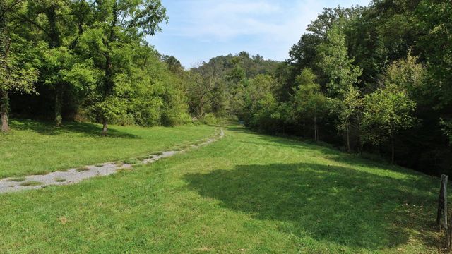 644 Webster Branch Ln, Whitleyville, TN 38588