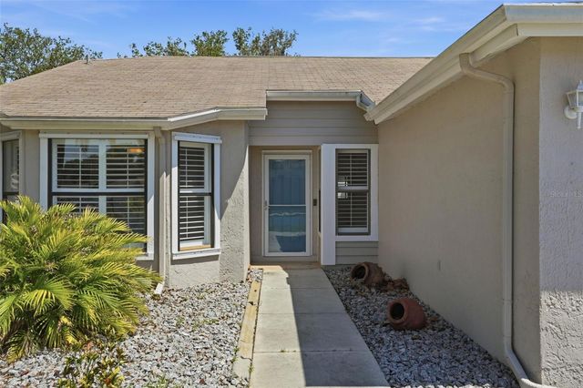 10616 BUCKS RUN, New Port Richey, FL 34654