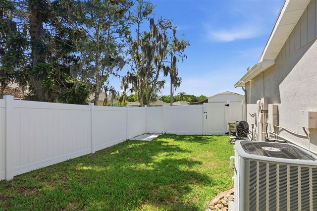 10616 BUCKS RUN, New Port Richey, FL 34654
