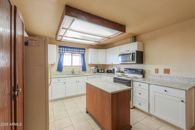 406 W 11TH Street, Eloy, AZ 85131