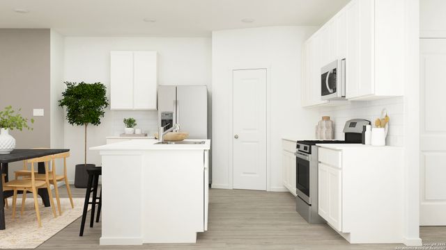 6517 Titan Park, Converse, TX 78109