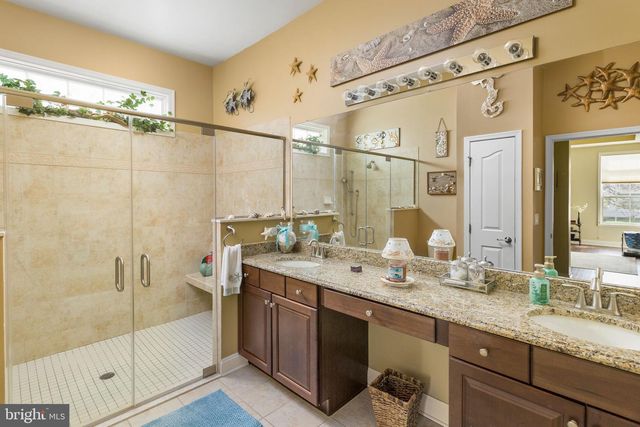 16 AQUADUCT, Monroe Township, NJ 08831