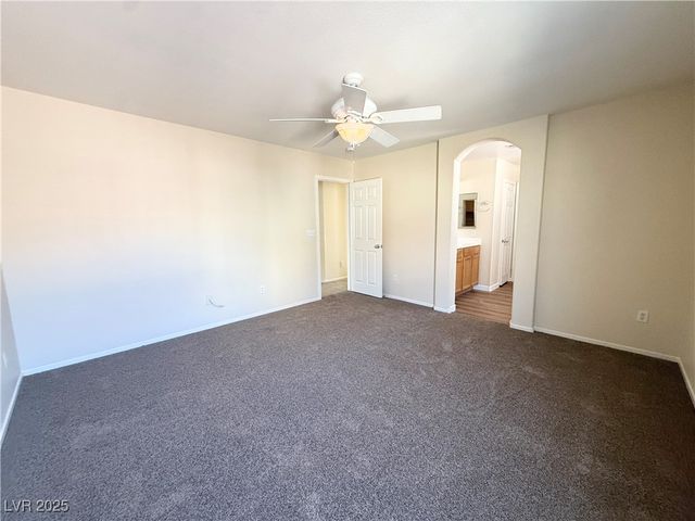 4074 Sparrow Rock Street, Las Vegas, NV 89129