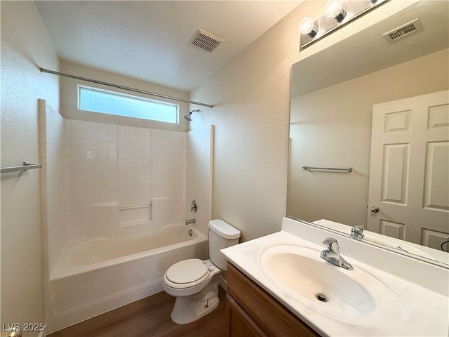 4074 Sparrow Rock Street, Las Vegas, NV 89129